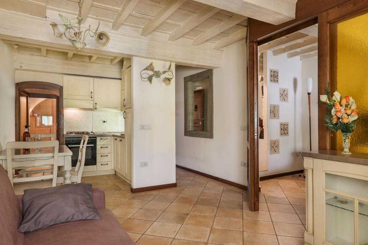 San Lorenzo Apartment-Hosted By Sweetstay Firenze Bagian luar foto